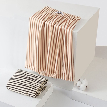 Férfi csíkos, lélegző poliészter boxer briefs – kötött anyag, gyorsan száradó, 41–50D fonal (Anyag: Poliészter; Légáteresztő; Gyors száradás; Mintázat: Csíkos; Fonal: 41–50D)