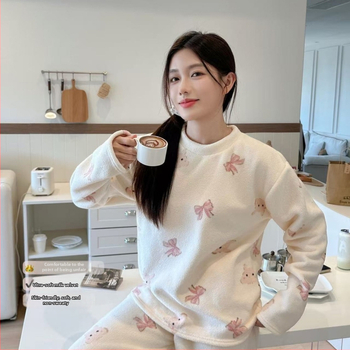 Ženski kućni komplet pidžama, okrugli izrez, dugi rukavi, poliester, 251-300 g/m², 90-95% poliester, jesen-zima