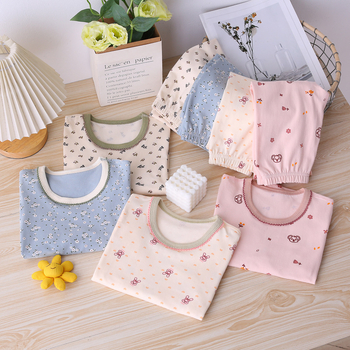 Mergaitėms termo apatinių komplektas – rudens viršus ir kelnes, 95% medvilnė su spandeksu, 210 g/m², vieno sluoksnio, vidutiniškai šiltas