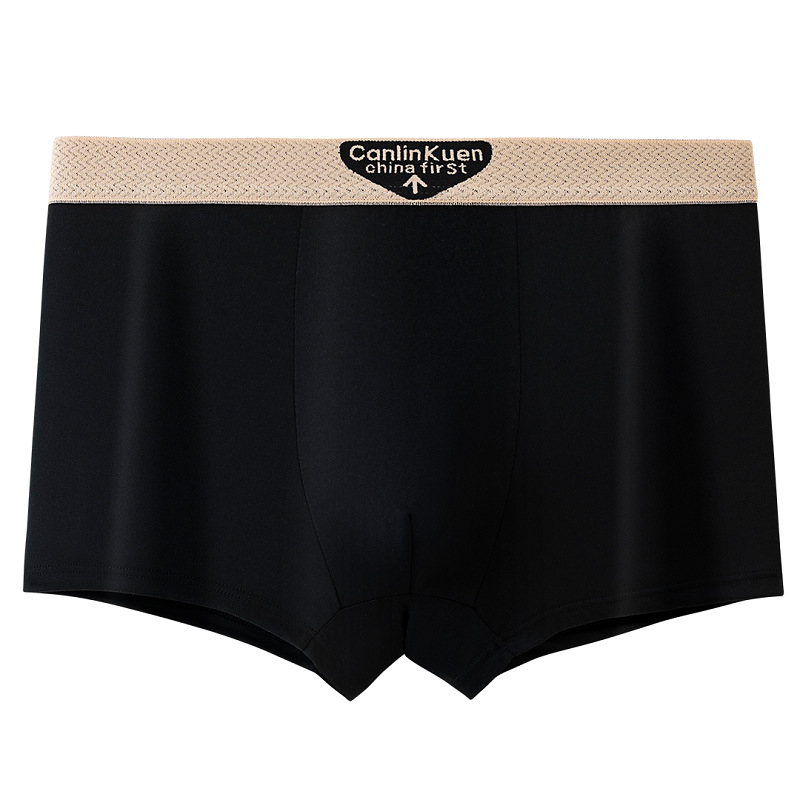 Muške bokserice – prozračne, antibakterijske, elastične i udobne; srednji rise, pleteni materijal od milksilk, poliesterski sadržaj 95–100%