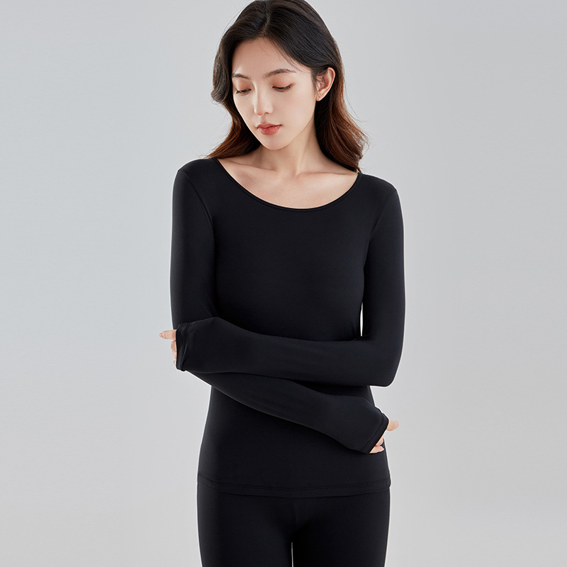 Ženski termalni pleteni set: tanak materijal; 90% katijonički poliester + 10% elastan podstava; 160 g/m2; okrugli izrez; pulover + široke hlače; toplo i udobno.