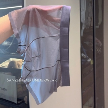 Muške bokserice visokog struka, najlon glavna tkanina (90–95%), pletene, prozračan, brzo se suše, antibakterijske