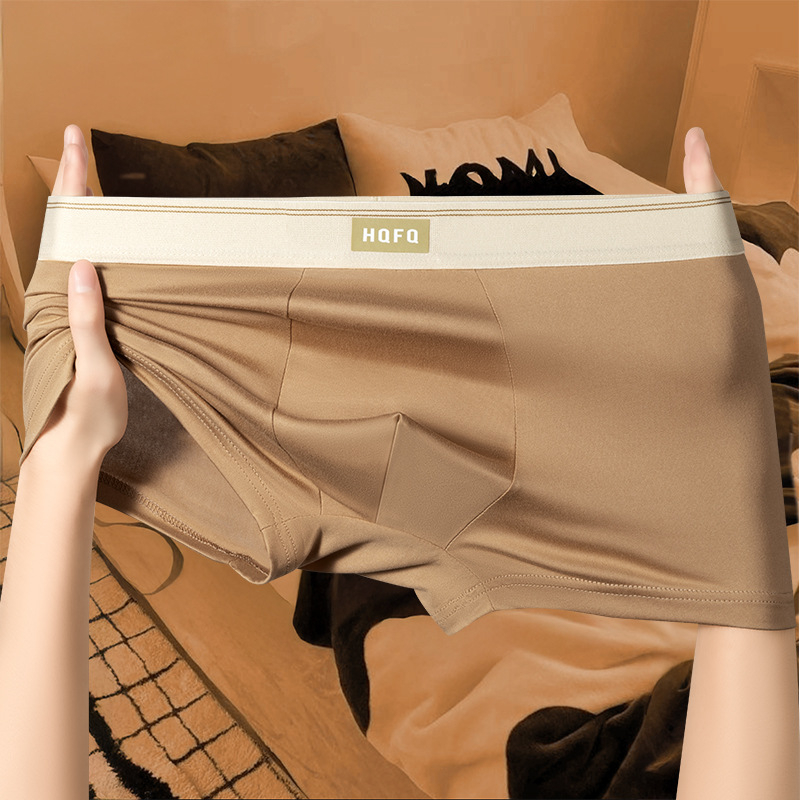 Muške bokserice, prozračne Milk Silk tkanine, srednji pojas, glavni materijal poliester, podstava prepona 90–95% poliester