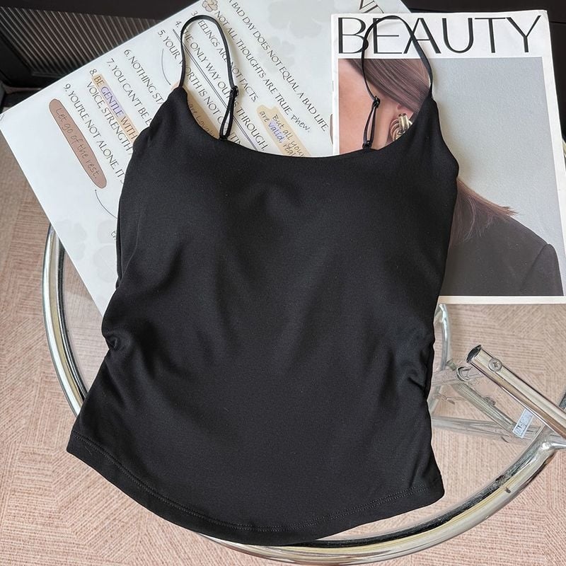 Terminė liemenė su įmontuotais krūtinės pagalvėlėmis, viskozė, gobtuvas, keturkampis kaklo iškirpimas, velveto pojūtis