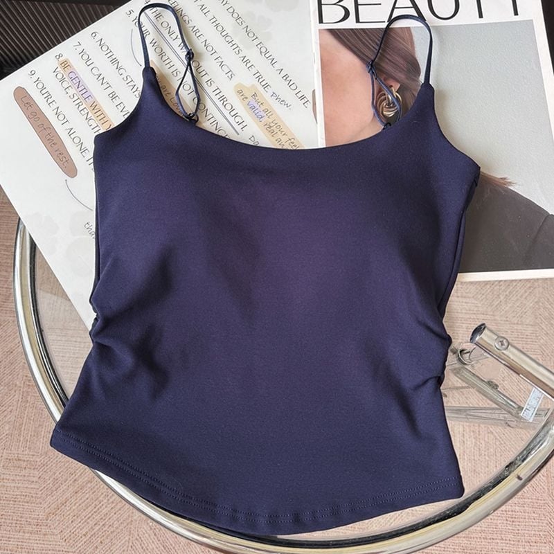 Terminė liemenė su įmontuotais krūtinės pagalvėlėmis, viskozė, gobtuvas, keturkampis kaklo iškirpimas, velveto pojūtis