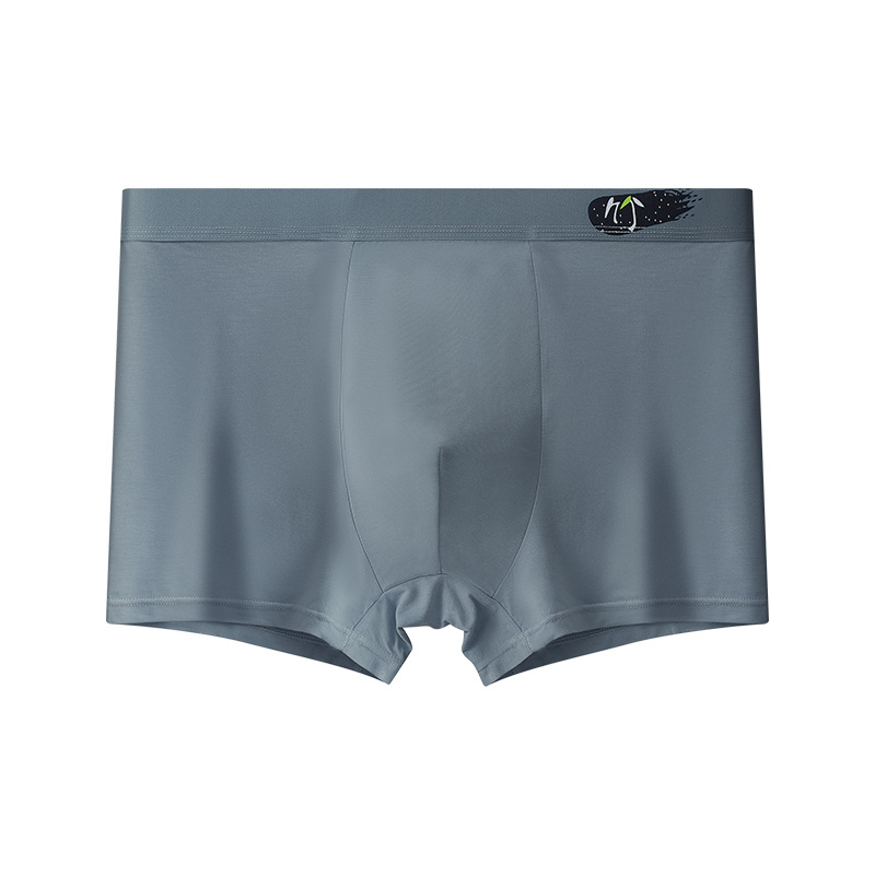 Meeste bambuskiust alus, antibakteriaalne, hingav, keskmise kõrgusega vöökoht; kootud kangas; häbemepiirkonna vooder tussah siidist; 90–95% bambuskiust