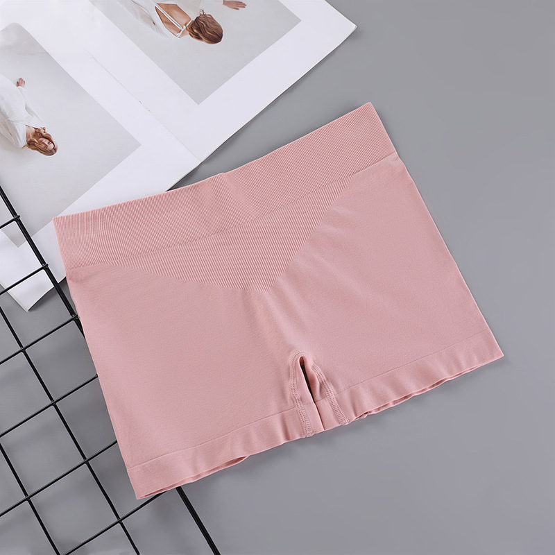 Безшевни боксерки за йога за жени — дишащи, бързосъхнещи, повдигащи ханша, стягащи корема, нейлонова материя