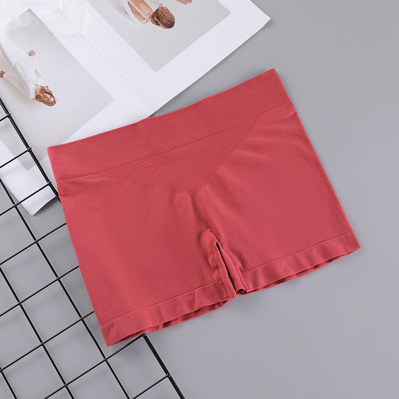 Безшевни боксерки за йога за жени — дишащи, бързосъхнещи, повдигащи ханша, стягащи корема, нейлонова материя