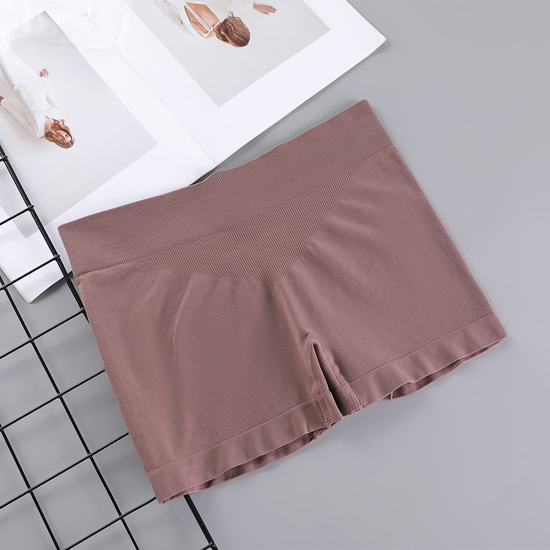 Безшевни боксерки за йога за жени — дишащи, бързосъхнещи, повдигащи ханша, стягащи корема, нейлонова материя