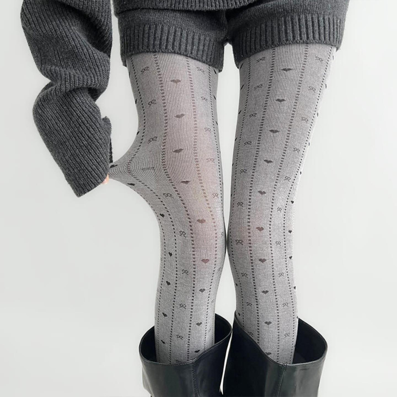 Ženske debeli pantyhose za jesen-zimu, topli, uzorak srca i pruga; materijal: pamuk; glavna sastava: najlon 80–90%; značajke: nevidljive, protiv odsjaja, protiv trenja, protiv habanja; visina cijevi: pantyhose; za mlade 18–40