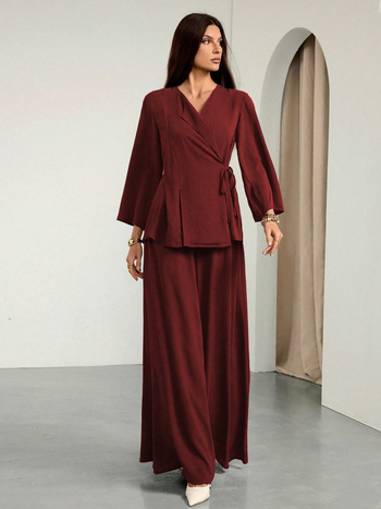 Costum femei din două piese cu pantaloni — Top cardigan cu decolteu în V și șnur în talie, mâneci ¾, material poliester-spandex