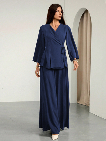 Costum femei din două piese cu pantaloni — Top cardigan cu decolteu în V și șnur în talie, mâneci ¾, material poliester-spandex