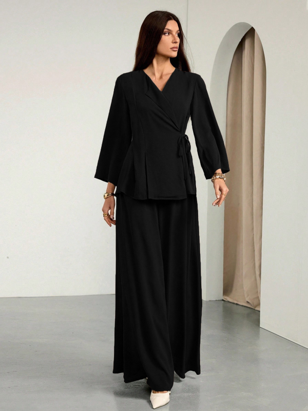 Costum femei din două piese cu pantaloni — Top cardigan cu decolteu în V și șnur în talie, mâneci ¾, material poliester-spandex