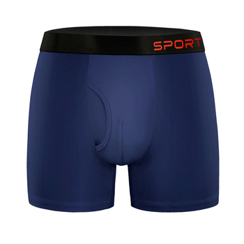 Meeste sportbokserid pikkusega pikendatud, hõõrdumise vastu, külgse avaga, hingav Milk Silk polüester, lameõmblused (polüester 90–95%, kootud)