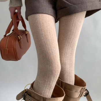 Pamukaste pantyhose srednje gustoće, jednofarbni uzorak, oblikuju tijelo, protiv klizanja, protiv trenja