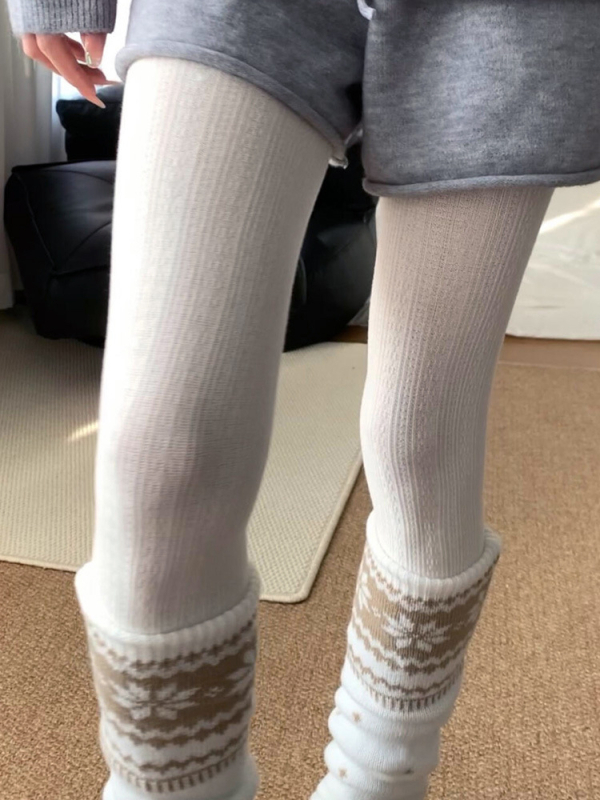 Pamukaste pantyhose srednje gustoće, jednofarbni uzorak, oblikuju tijelo, protiv klizanja, protiv trenja