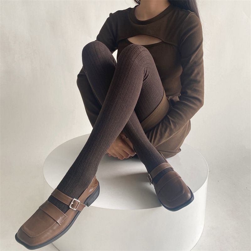 Pamukaste pantyhose srednje gustoće, jednofarbni uzorak, oblikuju tijelo, protiv klizanja, protiv trenja