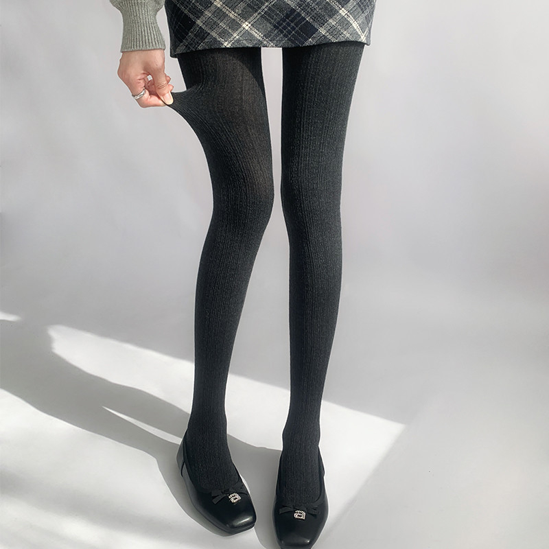 Pamukaste pantyhose srednje gustoće, jednofarbni uzorak, oblikuju tijelo, protiv klizanja, protiv trenja
