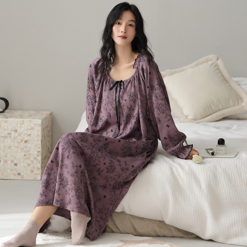 Νυχτικό φόρεμα από 100% βαμβάκι με μακριά μανίκια – στρογγυλός λαιμός, αναπνεύσιμη, μακριά φούστα, κατάλληλο για εξωτερική χρήση, φθινόπωρο 2025, μεγάλα μεγέθη