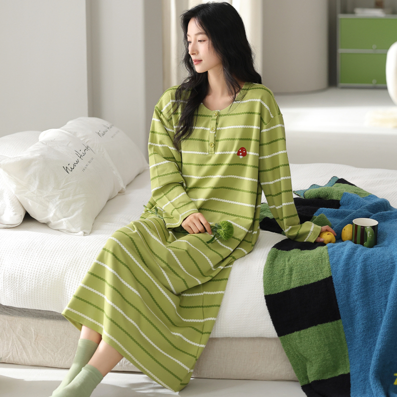 Νυχτικό φόρεμα από 100% βαμβάκι με μακριά μανίκια – στρογγυλός λαιμός, αναπνεύσιμη, μακριά φούστα, κατάλληλο για εξωτερική χρήση, φθινόπωρο 2025, μεγάλα μεγέθη