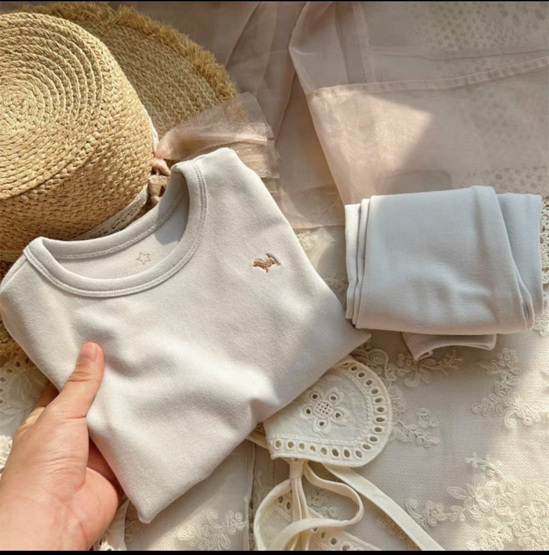 Детски пижамен комплект от велурено топло облекло - унисекс, две части, есенно-зимно, карикатурен принт, полиестер 85%