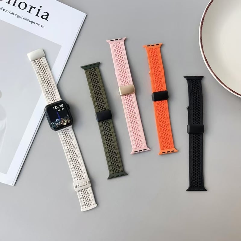 Nylonový pletený remienok pre Apple Watch s magnetickým sponou, športový štýl, kompatibilné s Apple Watch, prispôsobiteľné rozmery rozhrania