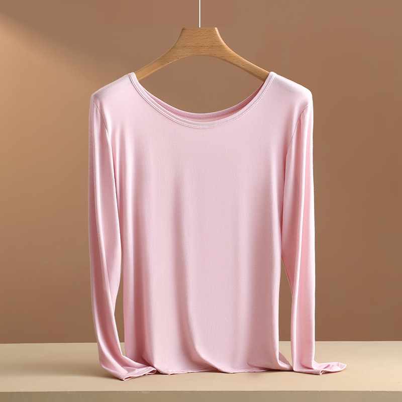 Ženska bazna majica od viskoze, dugi rukav, okrugli izrez, tanak materijal, oblikuje siluetu, može se nositi i kao vanjska odjeća