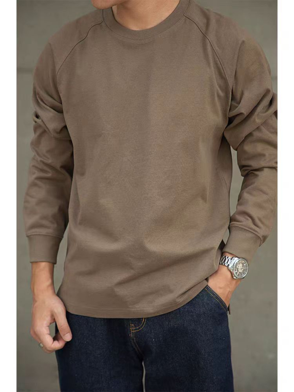 Raglan majica s dugim rukavima od pamuka, težine 350–400 g, okrugli izrez, četkano platno