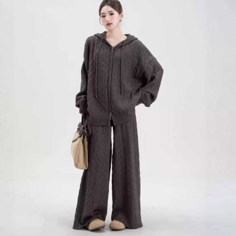 Dvije-dijelni vintage pleteni set — kapuljačasti kardigan s dugim rukavima i široke hlače, poliester-viskozno, Liangboni, Zima 2025