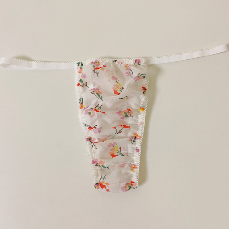 Férfi tangabugyi elülső zsebbel, antik stílusú romantikus dizájn, légáteresztő és testformáló anyag, alacsony derekú, virágos és állatos mintás, minden évszakban viselhető