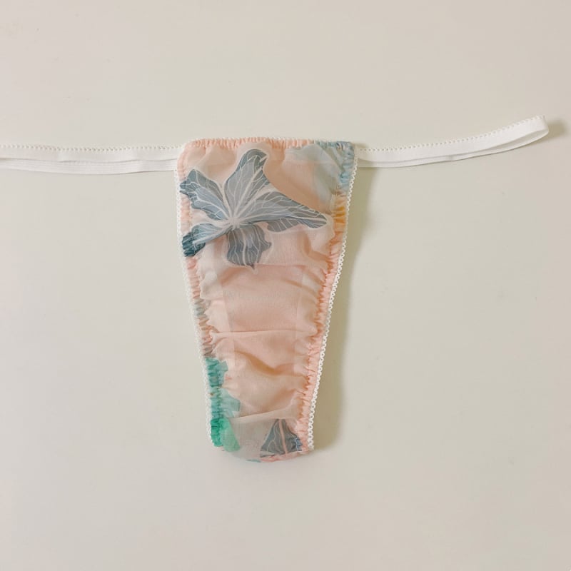 Férfi tangabugyi elülső zsebbel, antik stílusú romantikus dizájn, légáteresztő és testformáló anyag, alacsony derekú, virágos és állatos mintás, minden évszakban viselhető