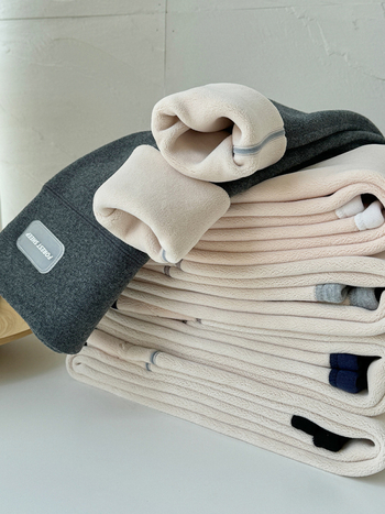 Fliisiga termilised retuusid, kõrge vöökoht, kitsas lõige, 95% puuvill ja spandex, keskmine paksus, talv 2025