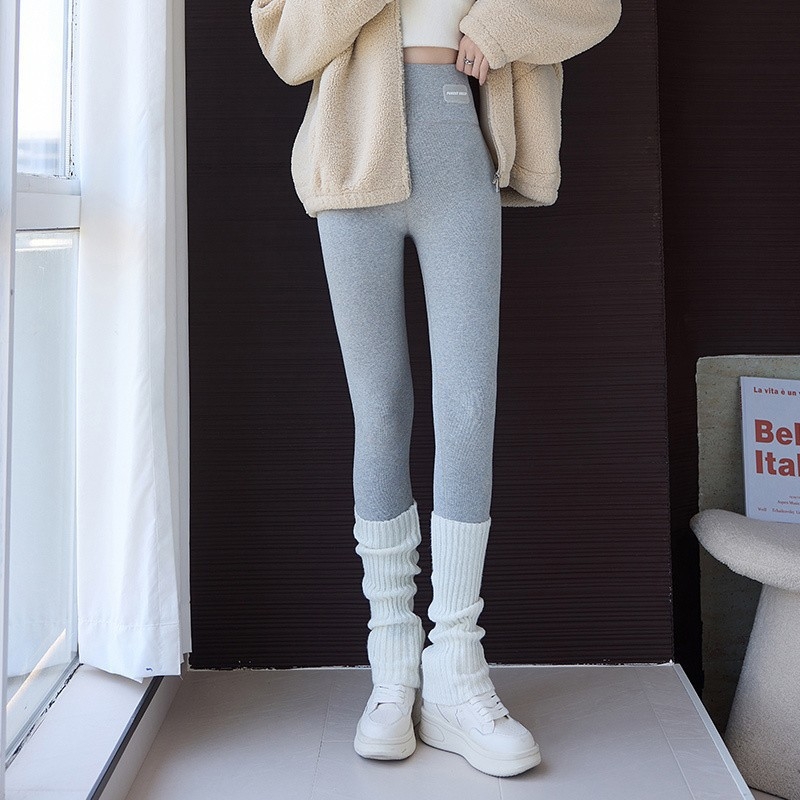 Fliisiga termilised retuusid, kõrge vöökoht, kitsas lõige, 95% puuvill ja spandex, keskmine paksus, talv 2025