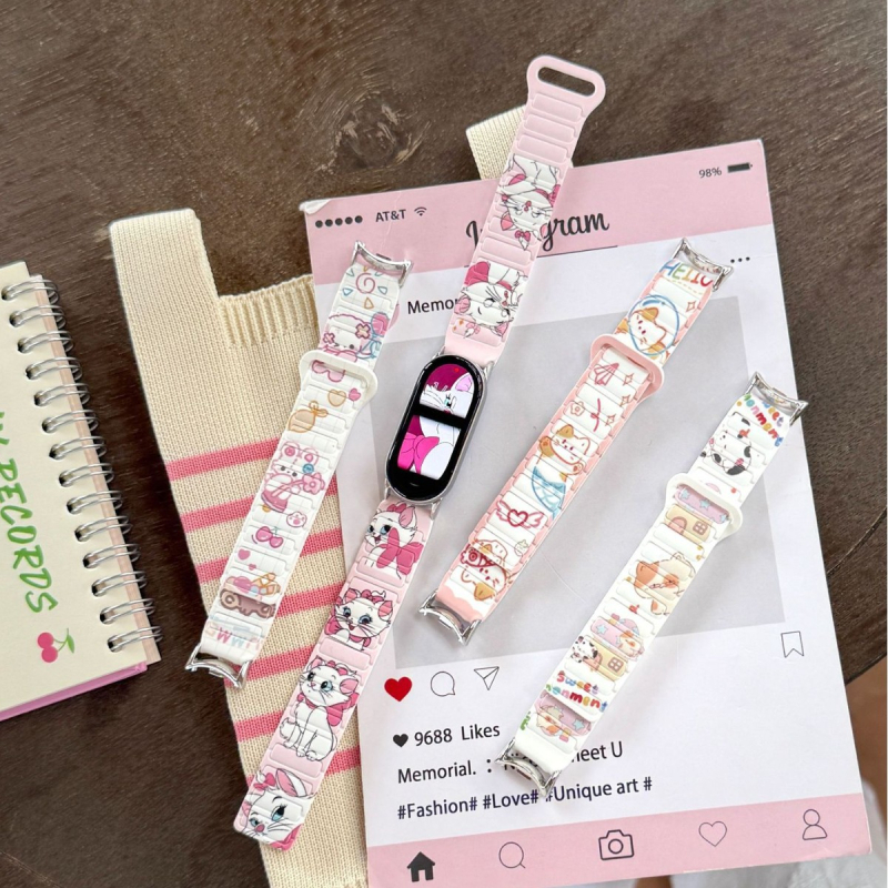 Brățară din silicon Cartoon Cat pentru Xiaomi: brand SH; compatibilă cu Xiaomi Band 9/10, Xiaomi 8 Pro, Redmi Watch 4/5; lansare 2025; cataramă magnetică