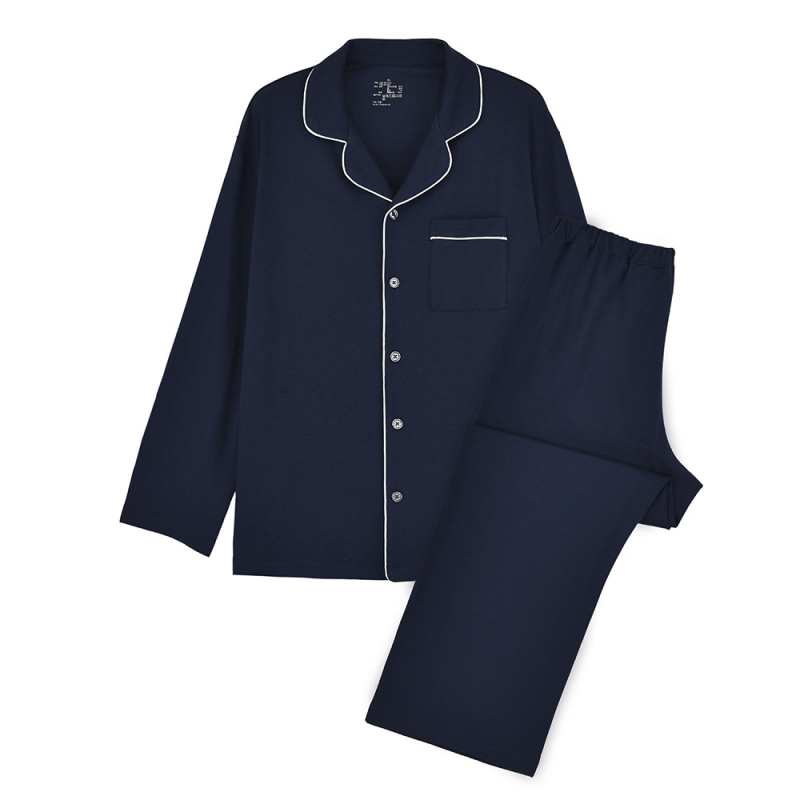 Японски стил модал-памучен пижамен комплект за жена и мъж – 54% модал, 39% памук, 7% еластан; средно тегло 161–180 g/m²; лапово яка, дълги ръкави, панталони; домашно облекло за всички сезони