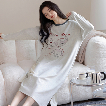 Μονόσωμο βαμβακερό νυχτερινό ρούχο για γυναίκες – μακριά μανίκια, στρογγυλός λαιμός, μεσαίο μήκος, κατάλληλο για εξωτερική χρήση