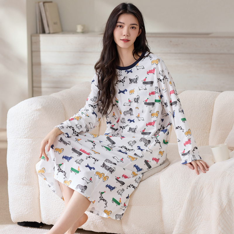 Μονόσωμο βαμβακερό νυχτερινό ρούχο για γυναίκες – μακριά μανίκια, στρογγυλός λαιμός, μεσαίο μήκος, κατάλληλο για εξωτερική χρήση