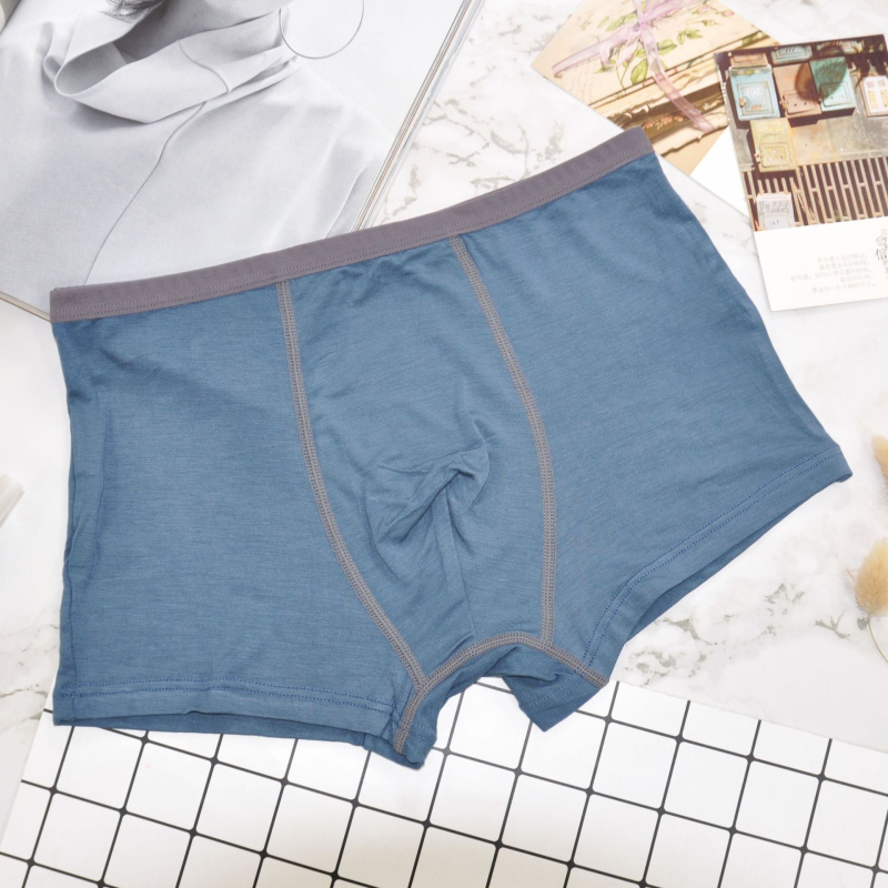 Modal férfi boxeralsó, lélegző, U-formájú zsebbel, középmagasságú, kötött anyag