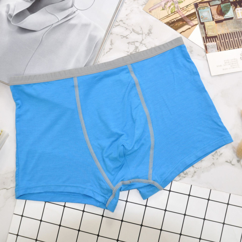 Modal férfi boxeralsó, lélegző, U-formájú zsebbel, középmagasságú, kötött anyag