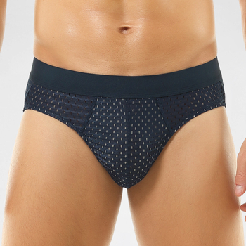 Lenjerie intimă bărbătească, talie medie, croială în formă U, uscare rapidă, țesătură tricot poliester 80-90%, căptușeală zona crosei din viscose 95-100%