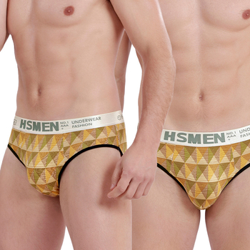 Férfi pamut nyomtatott brief, légáteresztő kötött anyag, középmagas derék, 95–100% pamut, ágyék alatti bélés viszkózból, geometriai/kockás/csíkos/szöveges minta, Márka: Arrogant Love