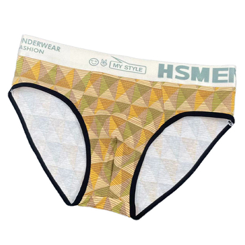 Férfi pamut nyomtatott brief, légáteresztő kötött anyag, középmagas derék, 95–100% pamut, ágyék alatti bélés viszkózból, geometriai/kockás/csíkos/szöveges minta, Márka: Arrogant Love