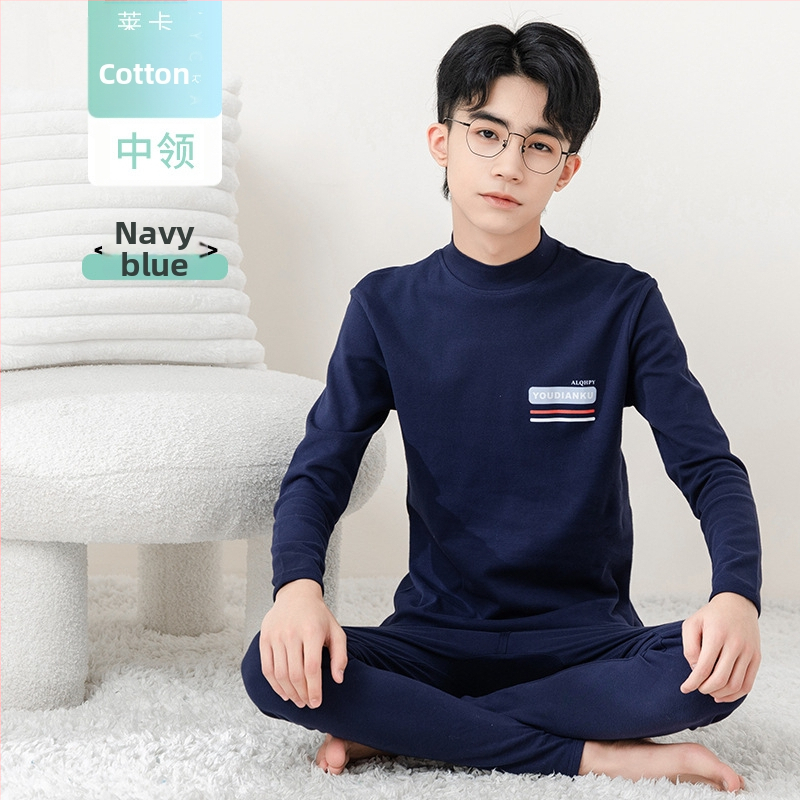 Paaugliai – rudens terminis komplektas vyrams – medvilninės viršūnės ir kelnaitės, plonas audinys, vienas sluoksnis, 181–200 g/m², išlaiko šilumą, vidutinio juosmens