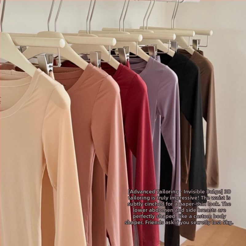 Set termic de bază pentru femei — tricou cu guler rotund fără cusături și pantaloni, nailon 82% / spandex 18%, țesătură ultraușoară (61–80 g/m2)
