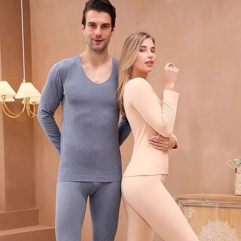 Termalni komplet donjeg rublja, poliester, 90–95% poliester, debljina 201–250 g/m2, V-izrez, osnovni gornji dio s dugim rukavima i hlače, zadržava toplinu