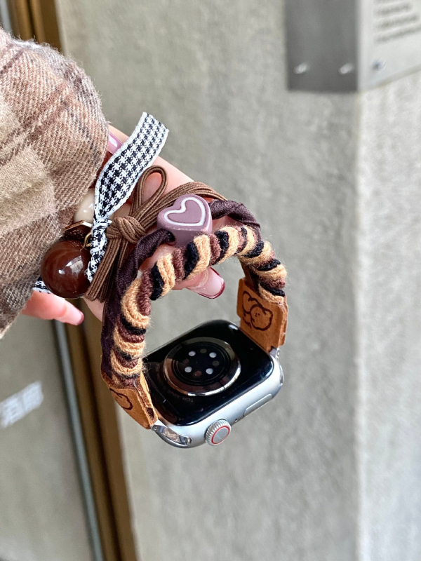 Elastic de păr în formă de inimă, cu motiv cățeluș, pentru Apple Watch, 14 mm