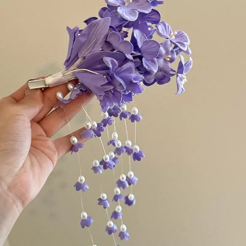 Щипка за коса – декоративна украса с пера, листенца и пискюли от мъниста; смесени материали, електроплатиране, клипс с остър връх, унисекс