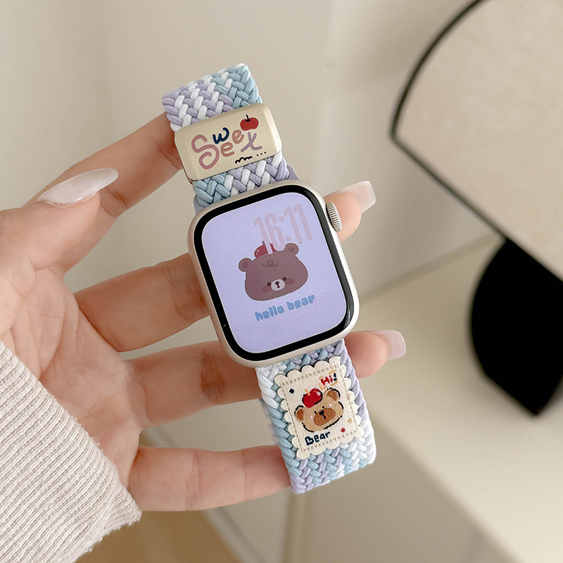 Remen za Apple Watch Series 10 od najlona, pleteni, s magnetskom kopčom i slatkim motivom medvjedića
