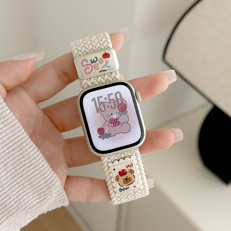 Remen za Apple Watch Series 10 od najlona, pleteni, s magnetskom kopčom i slatkim motivom medvjedića