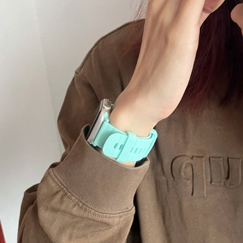 Silikonska narukvica za Apple Watch S8, moderan novi dizajn.